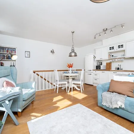 2-story Loft, Large Terrace, Next To Old Town *